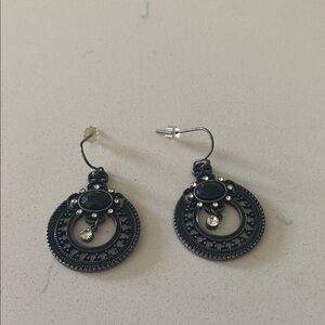 Elegant Black Earrings